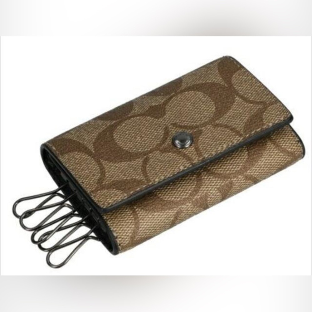 New Coach Five Ring Key Case